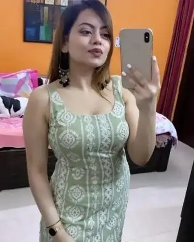 Call Girl in Saran